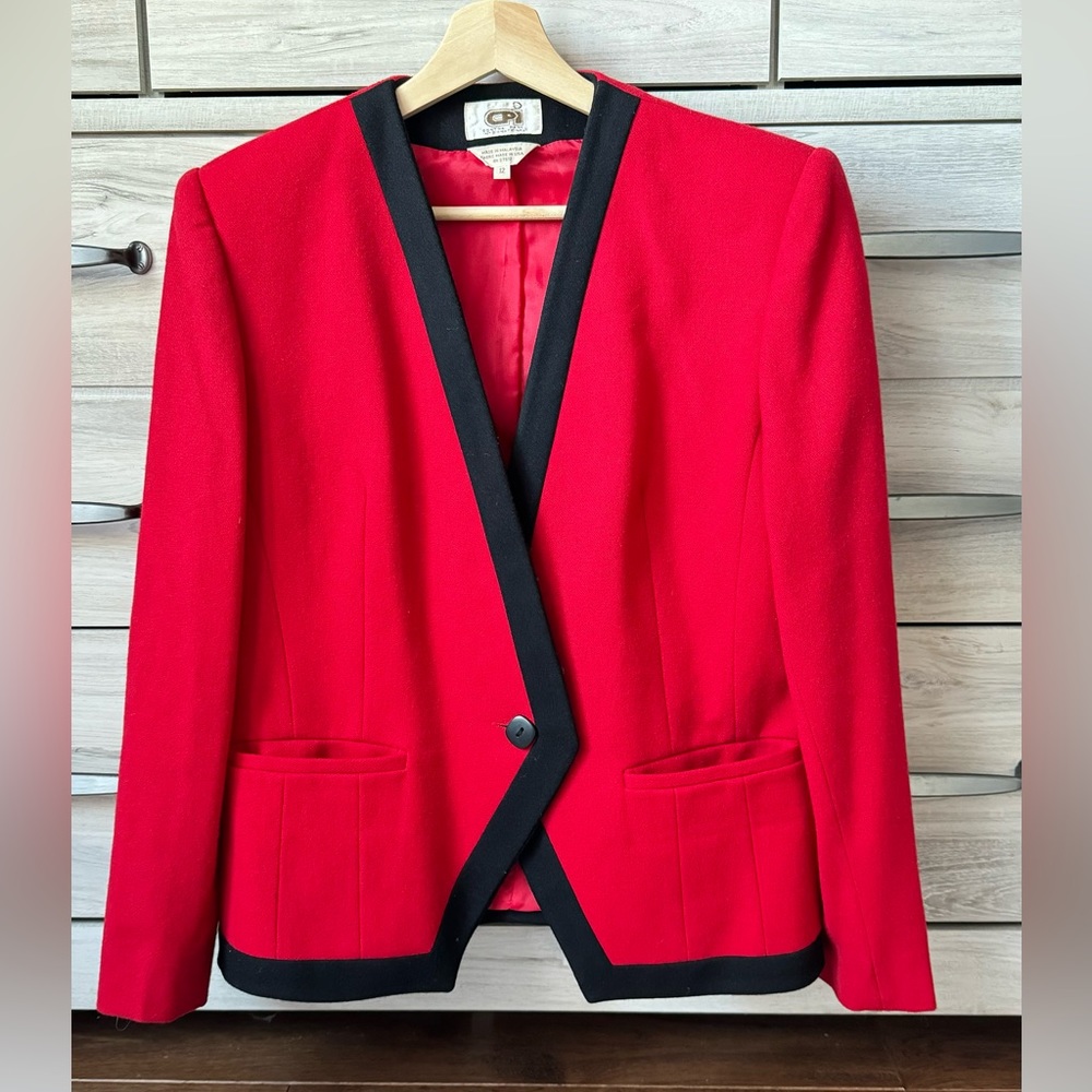 Vintage Red with black detailing blazer , beautiful cut, wool blend Medium-Large